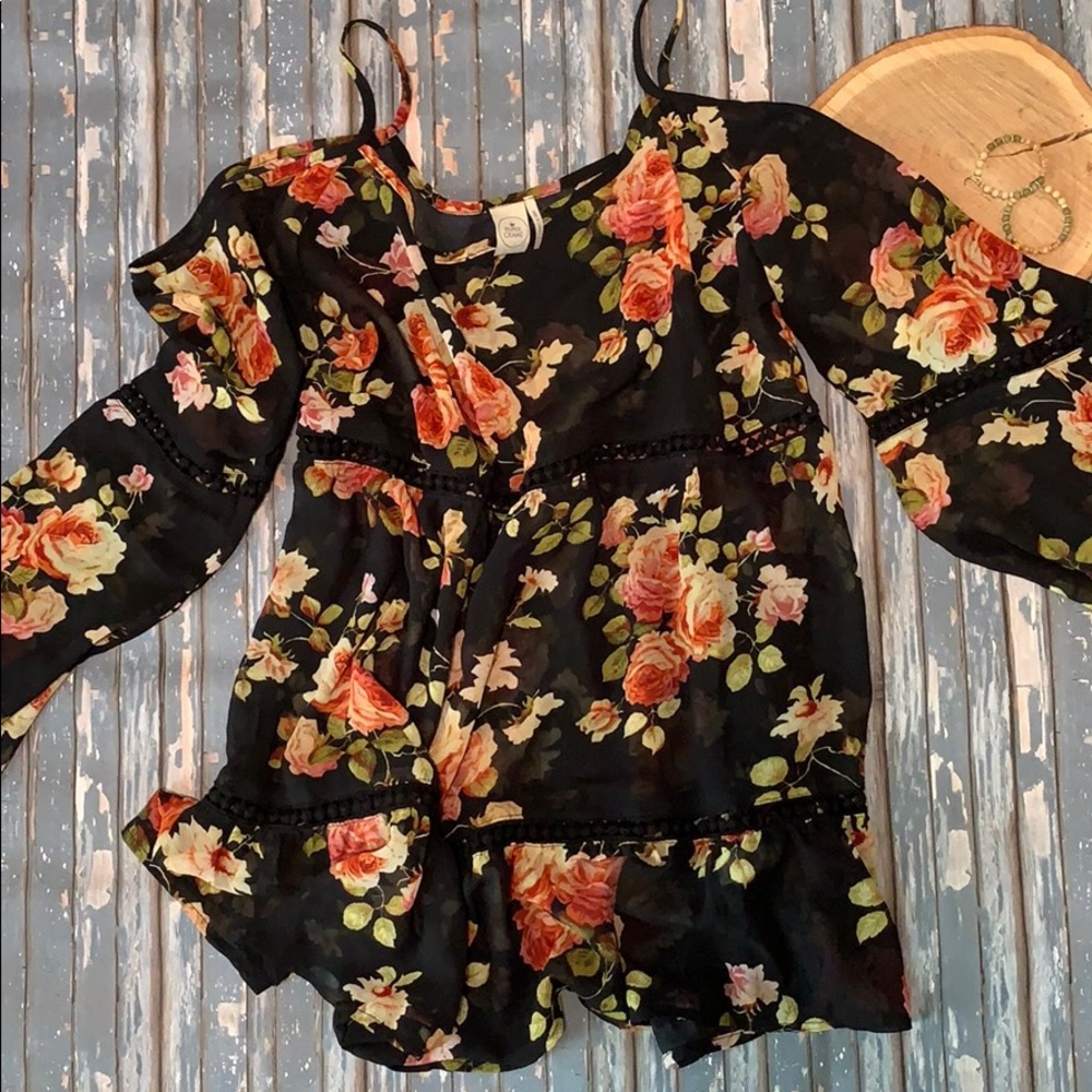 Sheer paper crane floral top.